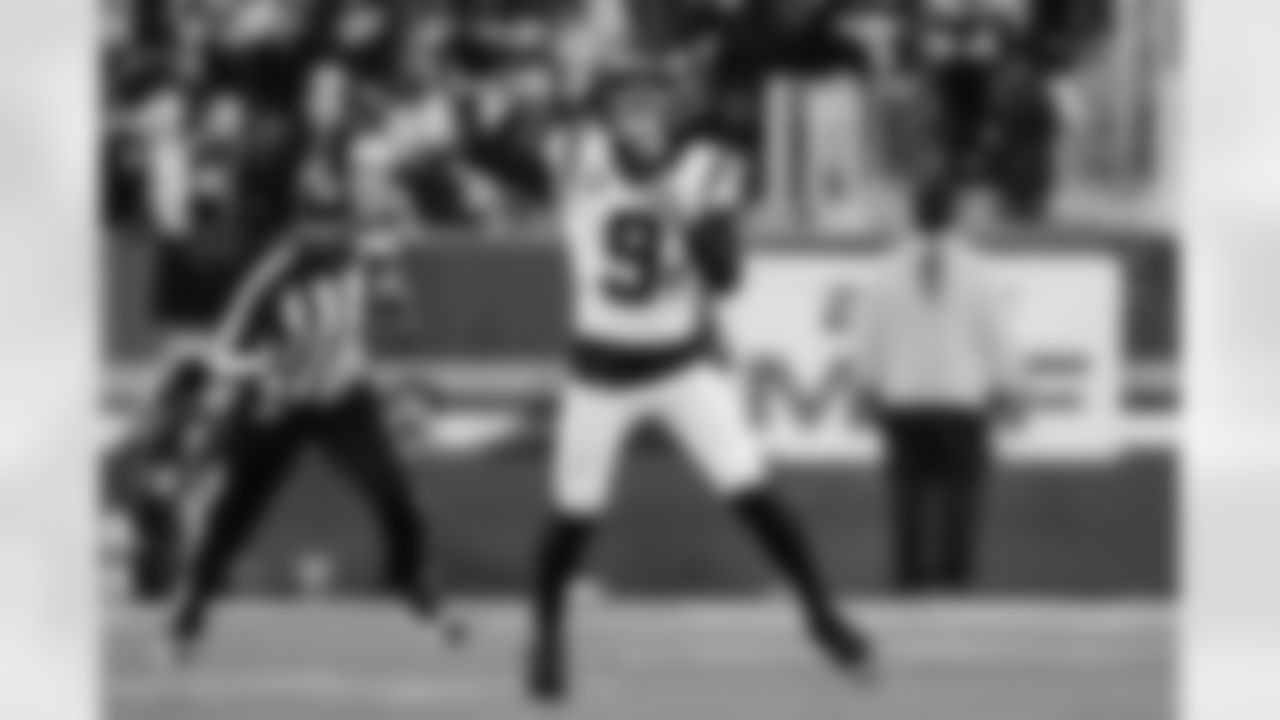 112425_CARatSF_AH205957