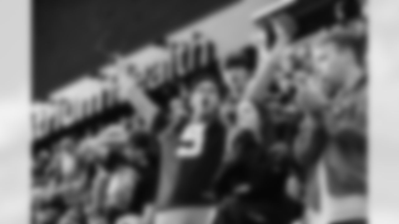 122125_CARvsTB_KJ2_5180