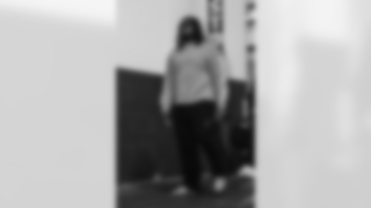 121425_CARatNO_AS301694