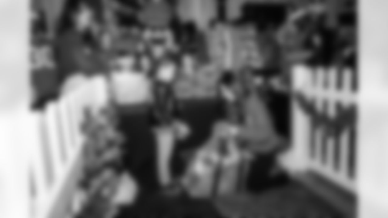 120925_JTTC_SELECTS-309391