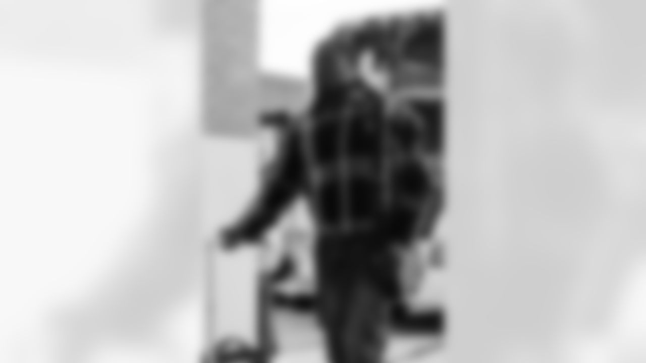 110225_CARatGB_AS105158