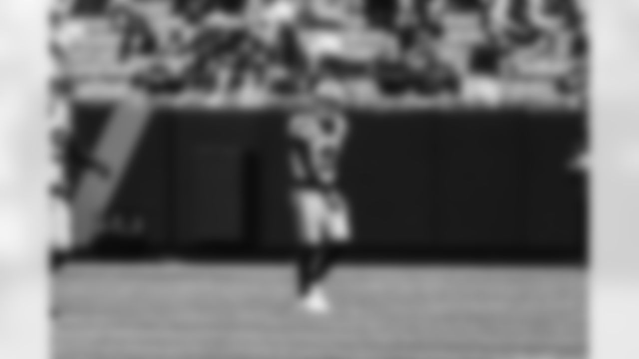 Bryce Young dejected ISO 241215 Panthers vs Cowboys-245