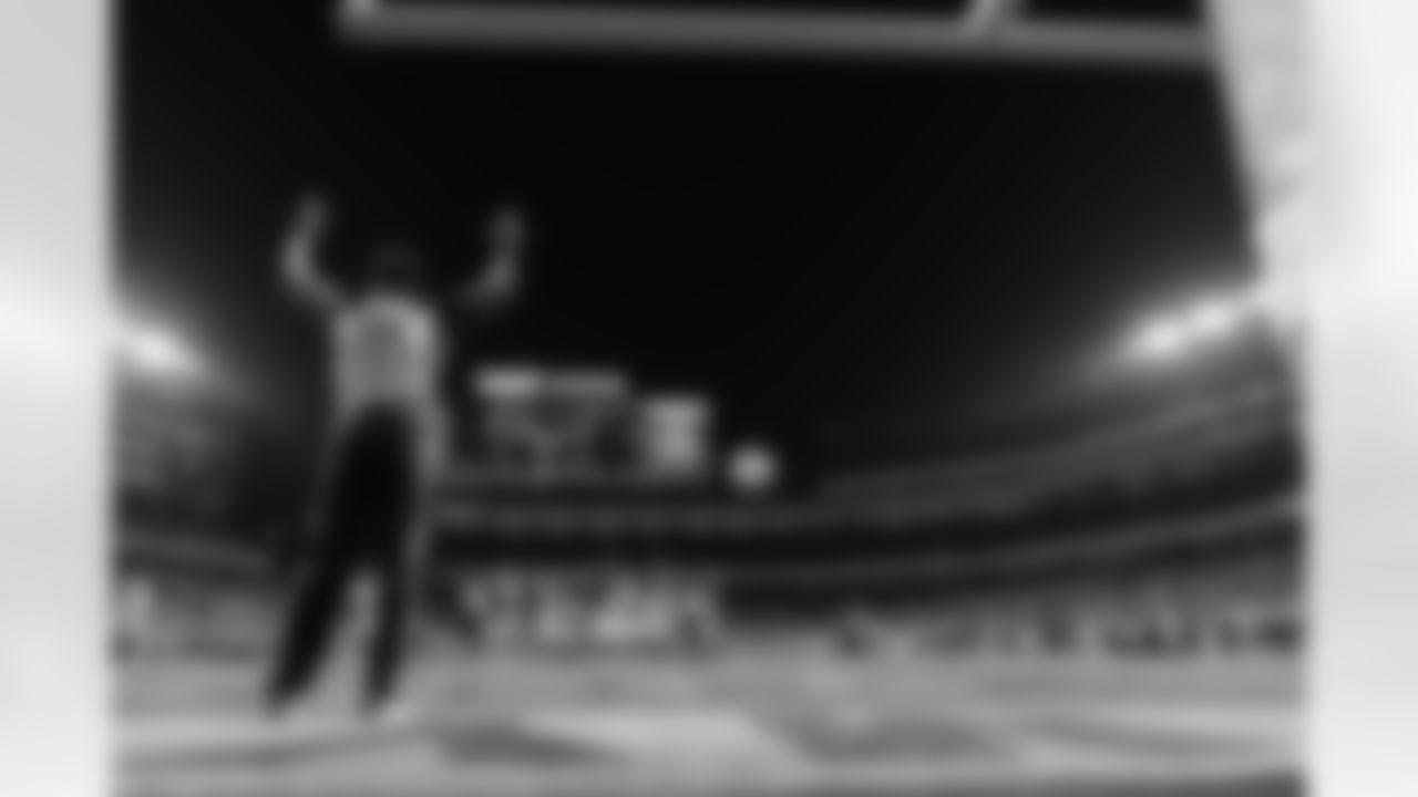 112425_CARatSF_AS207450