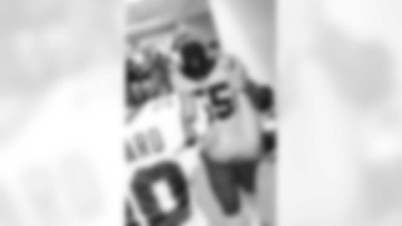 110225_CARatGB_AS303634