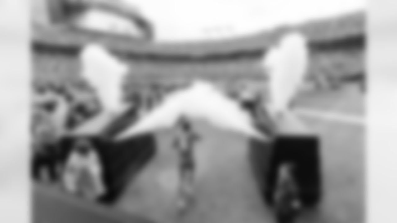 101225_DALvsCAR_AH201323
