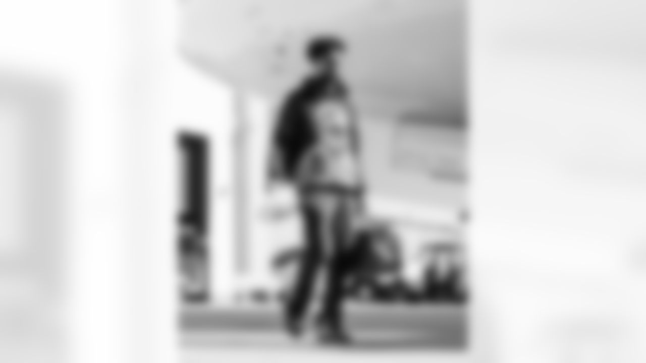 112325_CAR_at_SF_CB_6162