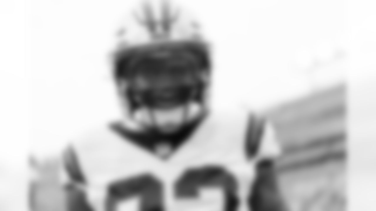 110225_CARatGB_AS204600