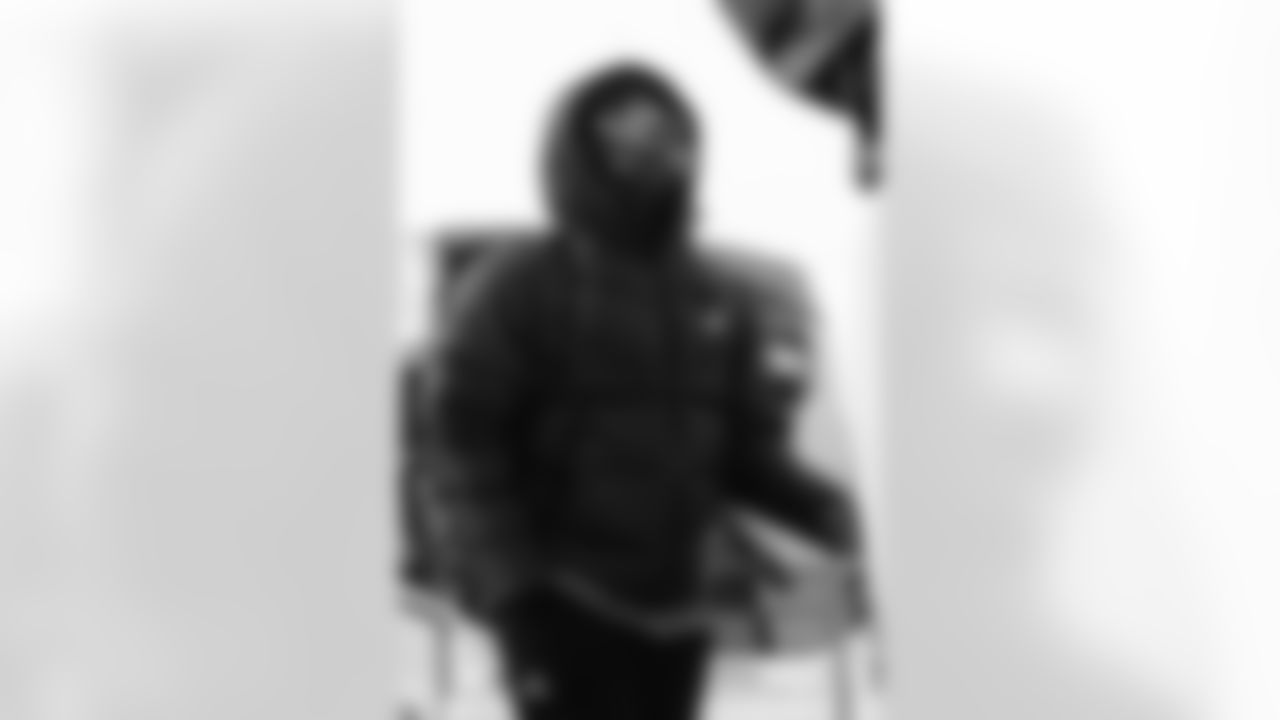 110225_CARatGB_CB205657