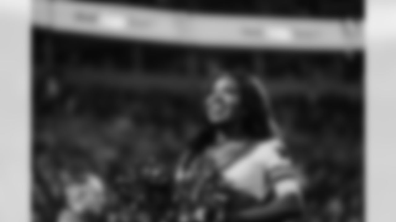 The Carolina Panthers take on the Pittsburgh Steelers on Aug. 21, 2025, at Bank of America Stadium in Charlotte, NC. Photo by Myicha Drakeford/Carolina Panthers)