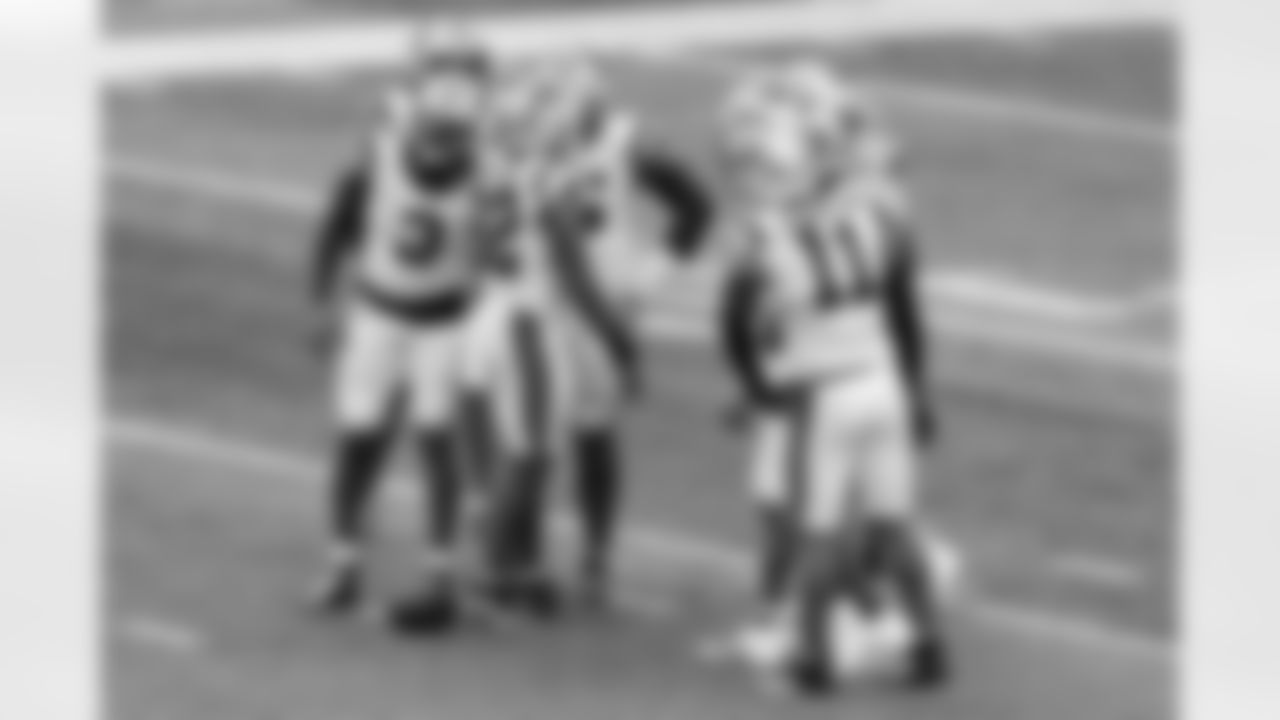 100525_CARvsMIA_AH206537