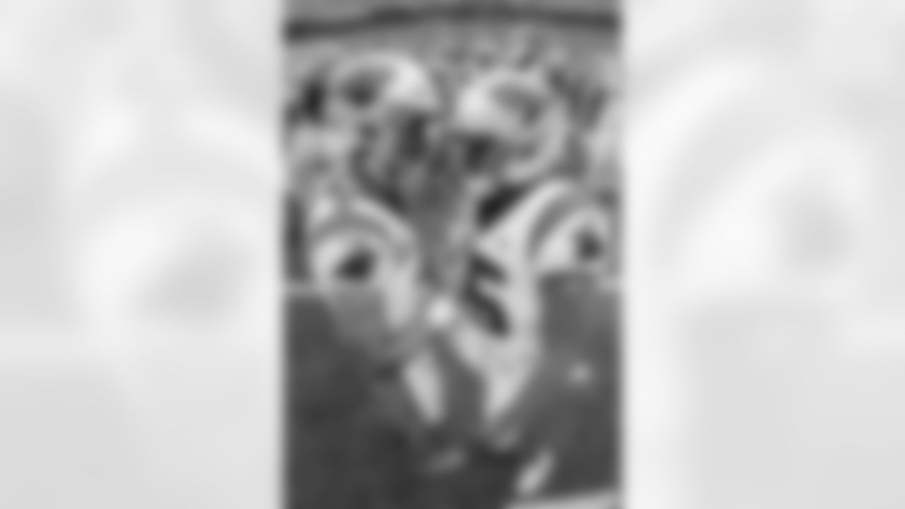 100525_CARvsMIA_AH205668