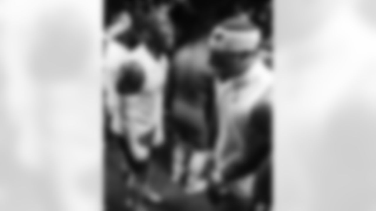 110225_CARatGB_AS305221