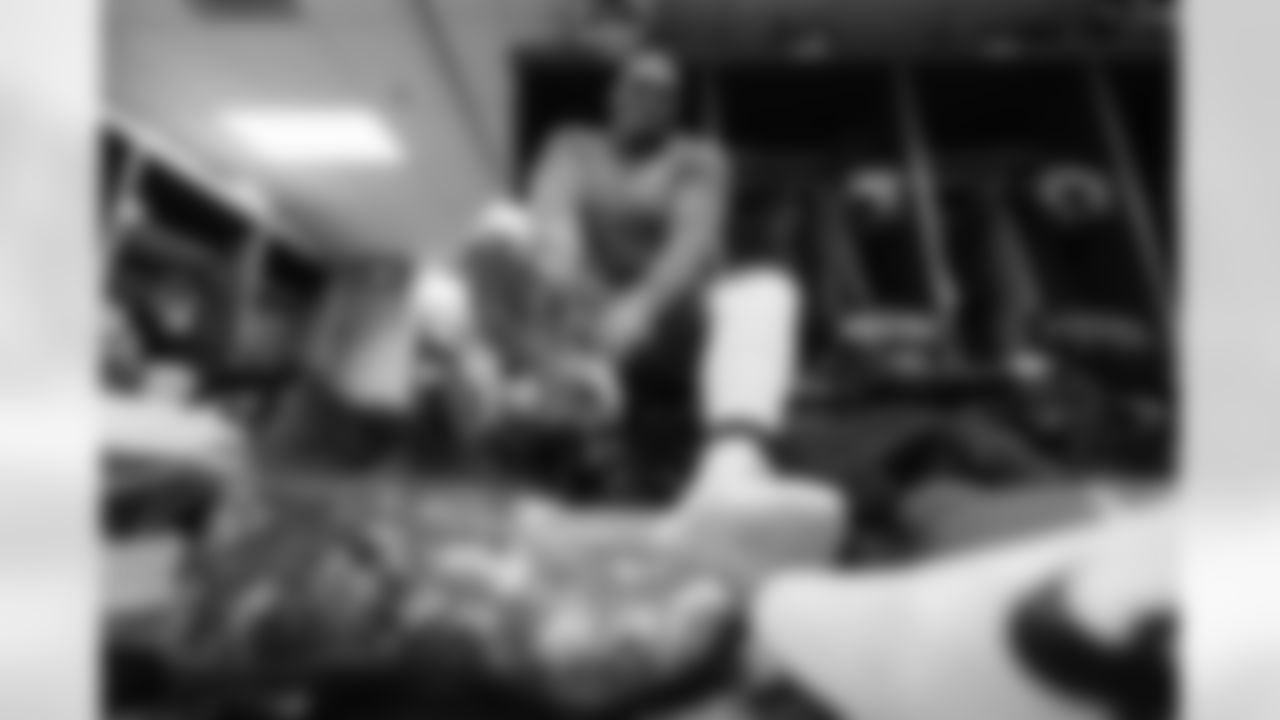 110225_CARatGB_AH208556