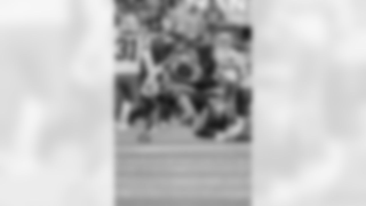082125_PITvsCAR_DSC01204-2