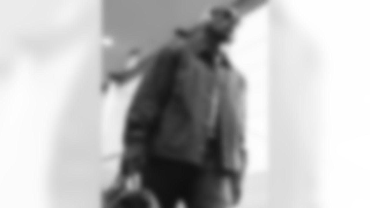 112425_CARatSF_AS306211