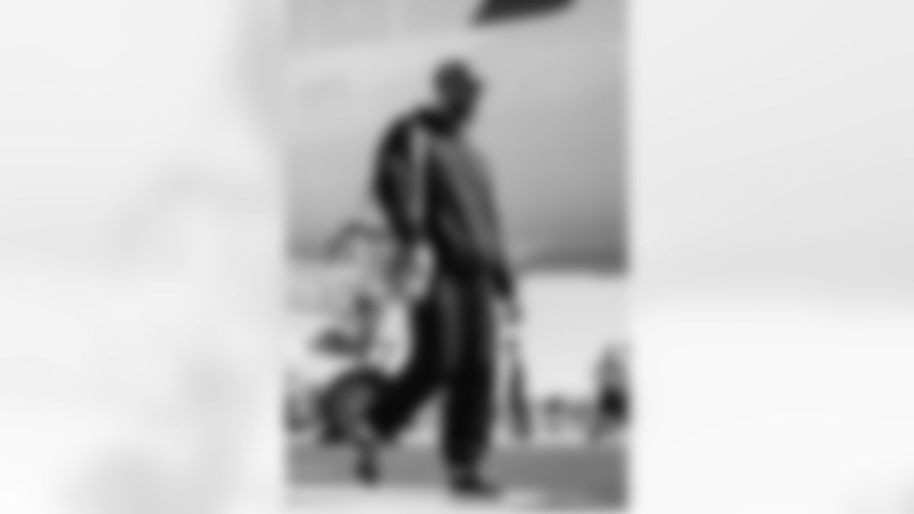 112325_CAR_at_SF_CB_2488