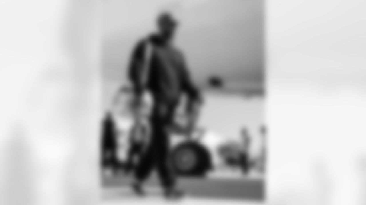 112325_CAR_at_SF_CB_2486