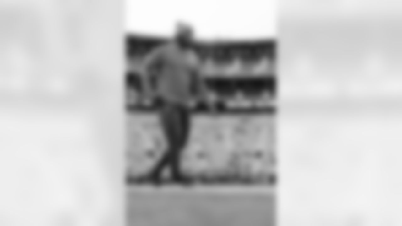 110225_CARatGB_AS204241