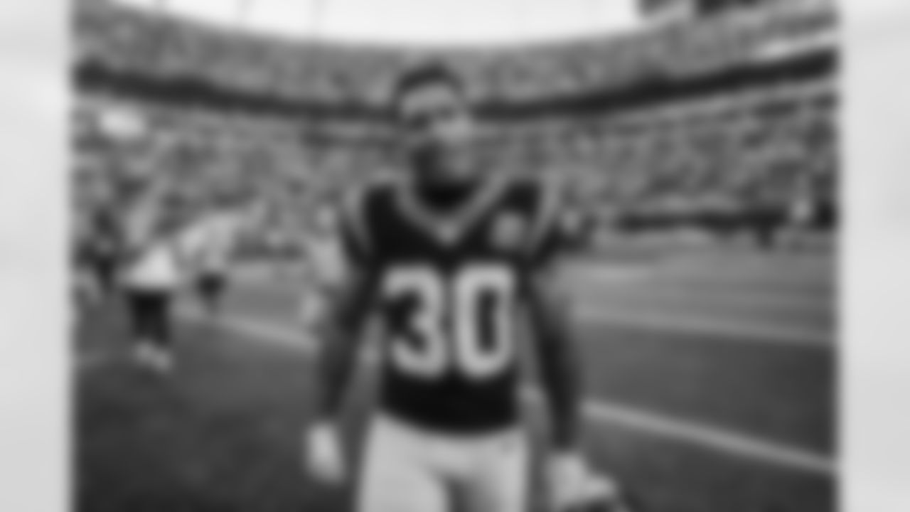 241103 Panthers vs Saints-242