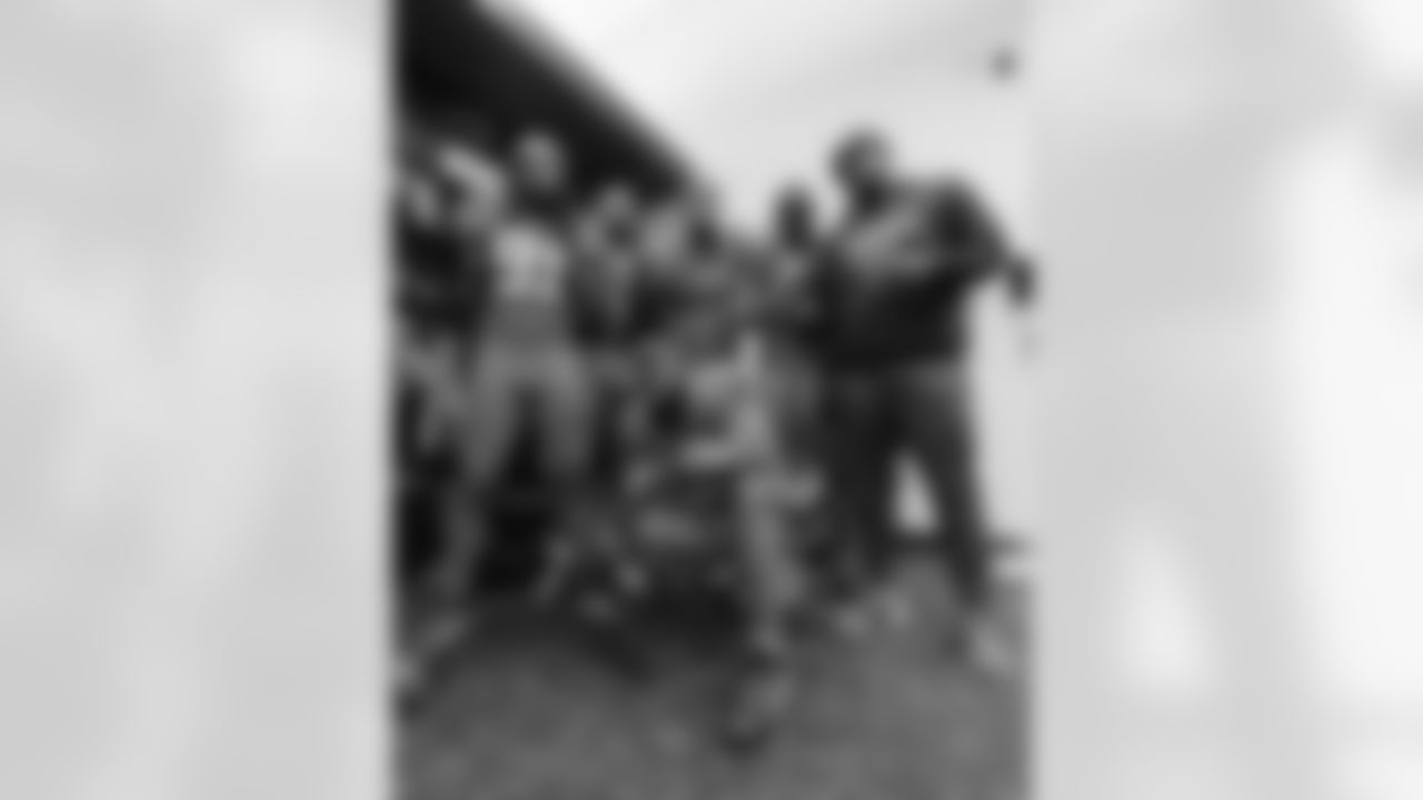 101225_DALvsCAR_AH308803