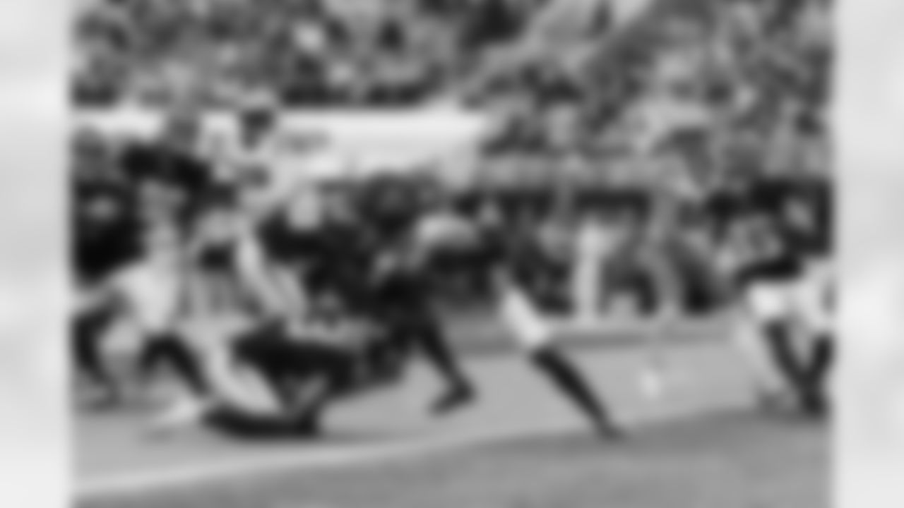 111625_CARatATL_AS303085