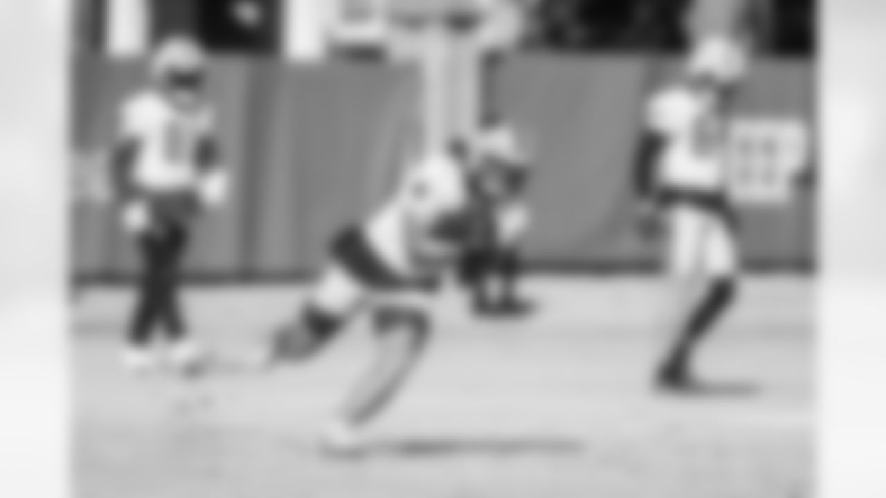 241212 Panthers Practice 1196