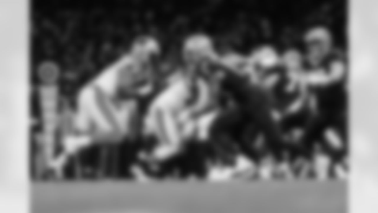 121425_CARatNO_AS105030