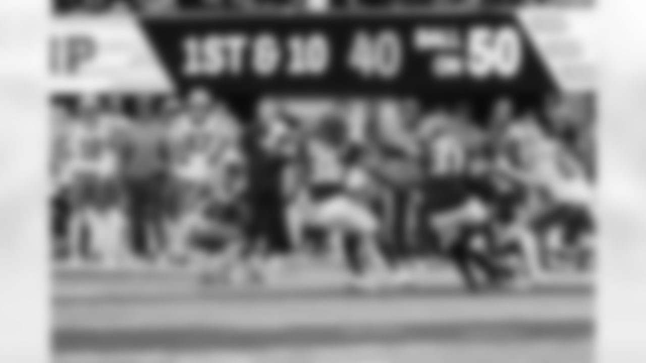 111625_CARatATL_AS109850