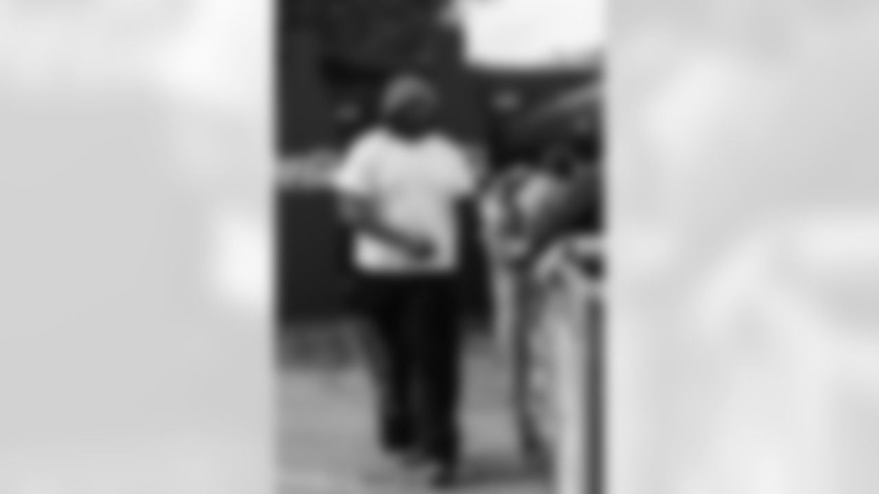 110925_CARvsNO_CB204244