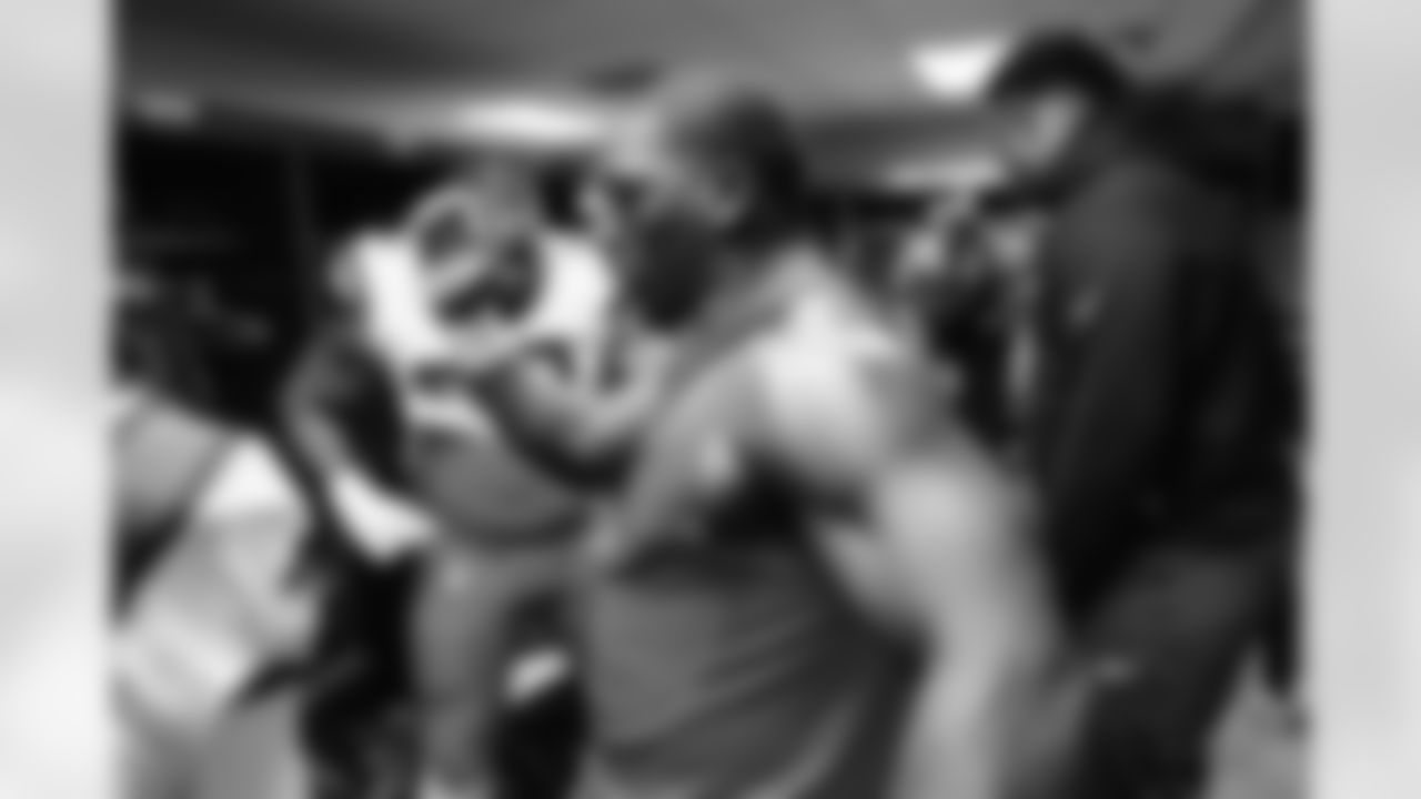 110225_CARatGB_AS305543