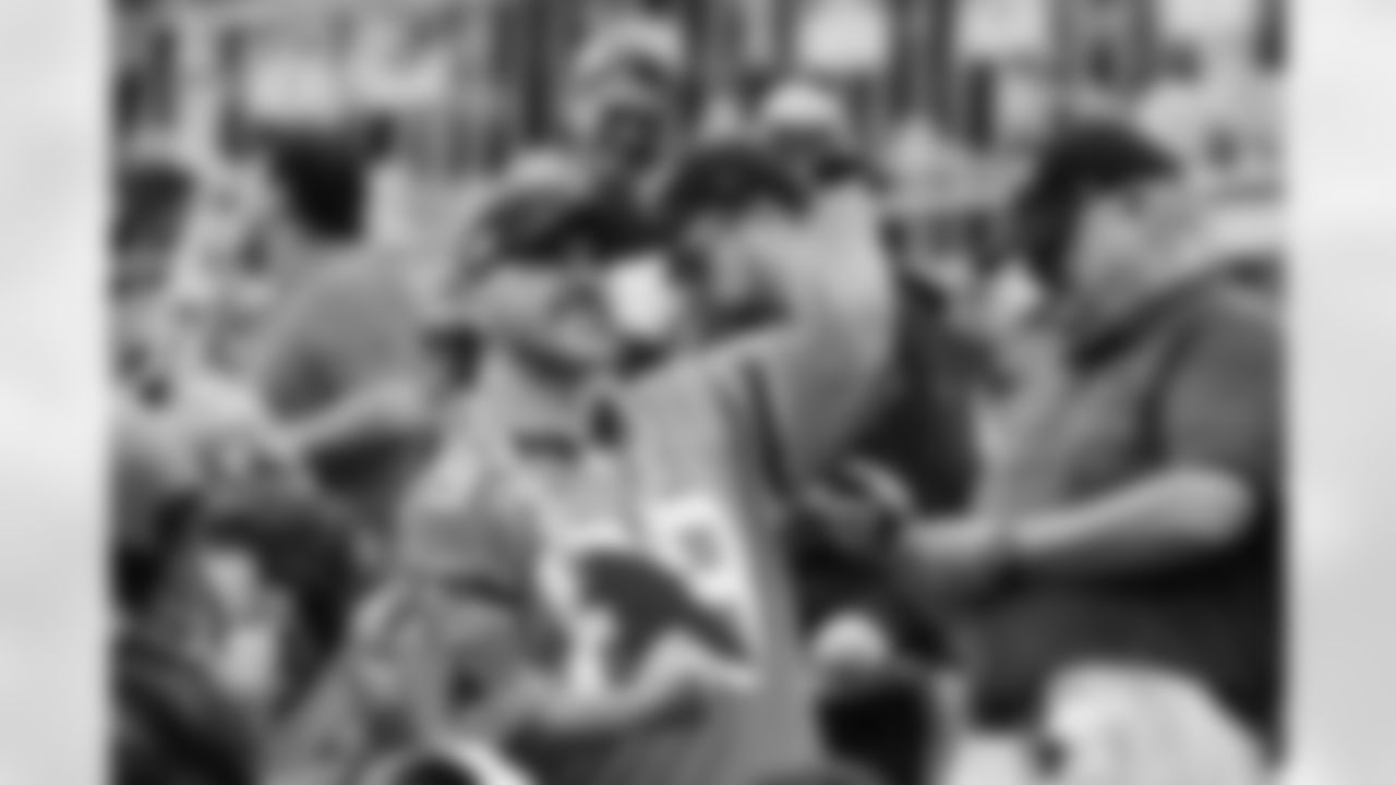 101225_DALvsCAR_KJ2_0421