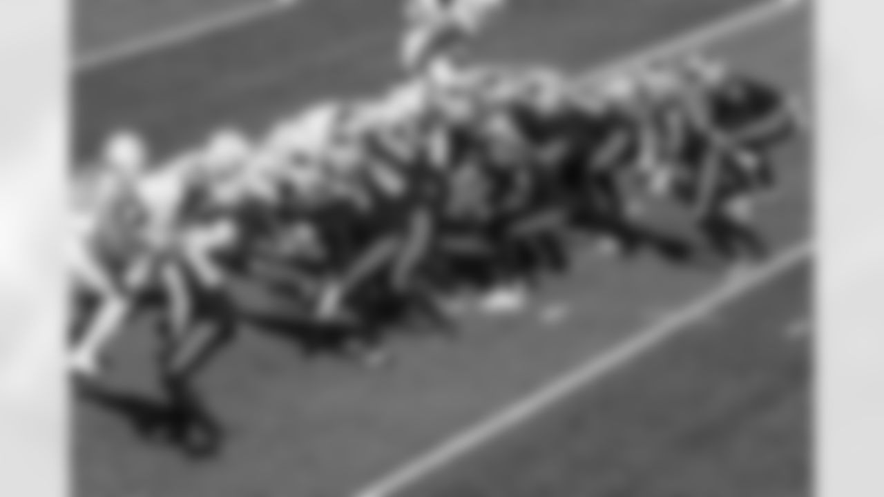 110925_CARvsNO_AH305775