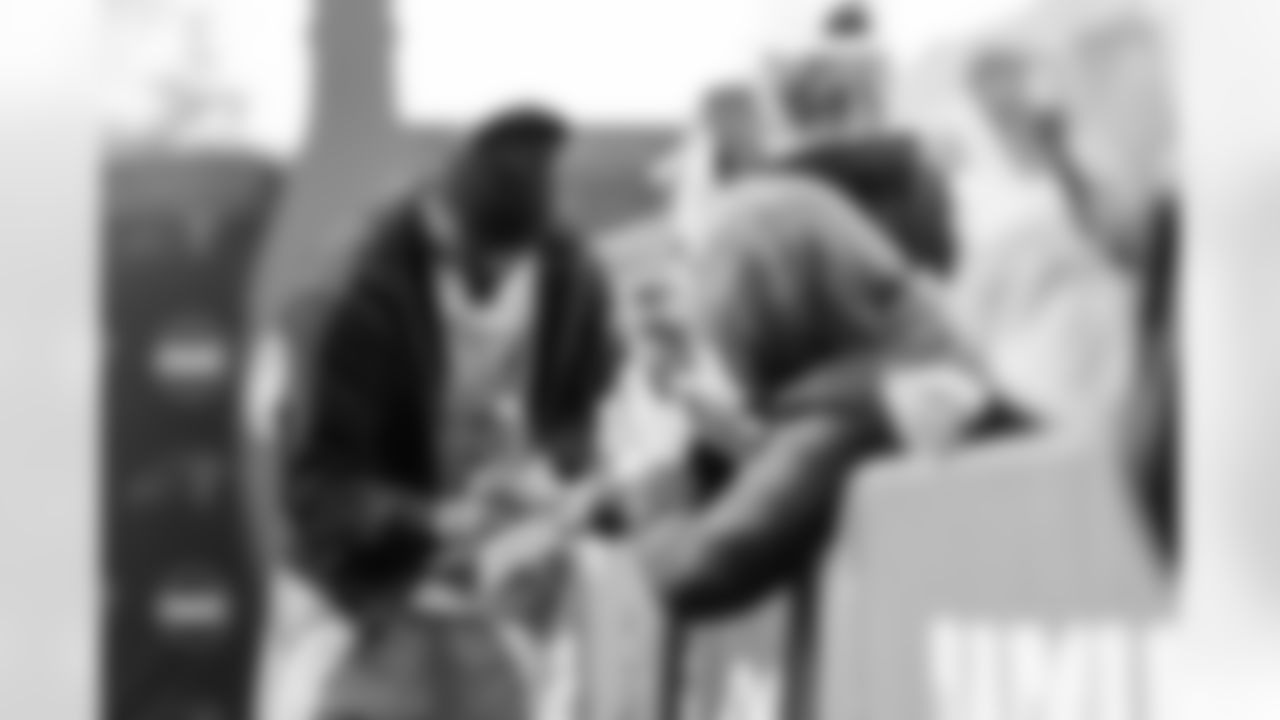 122125_CARvsTB_CB205370