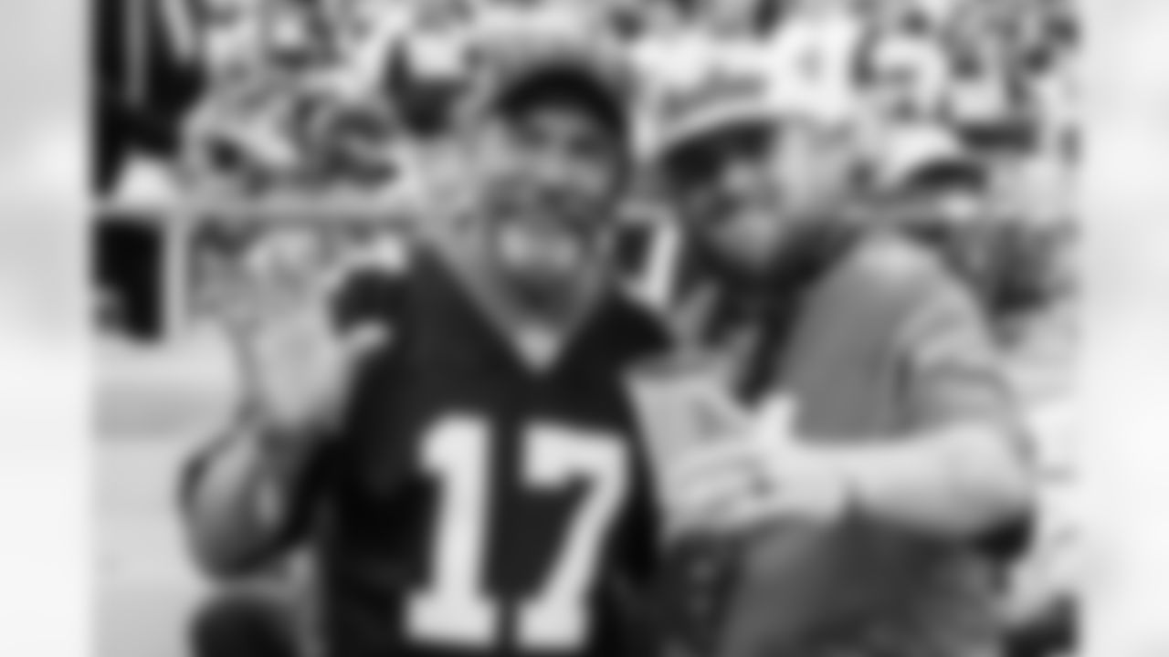 101225_DALvsCAR_KJ1_4986
