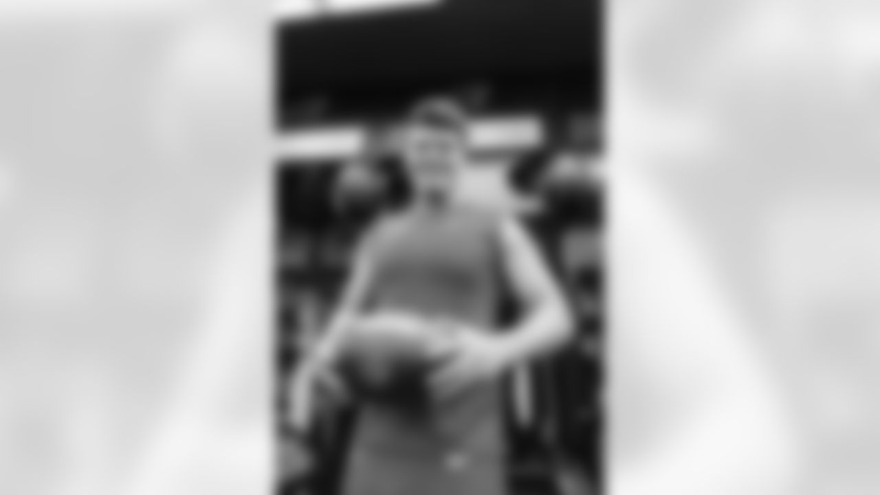 101225_DALvsCAR_AH308745