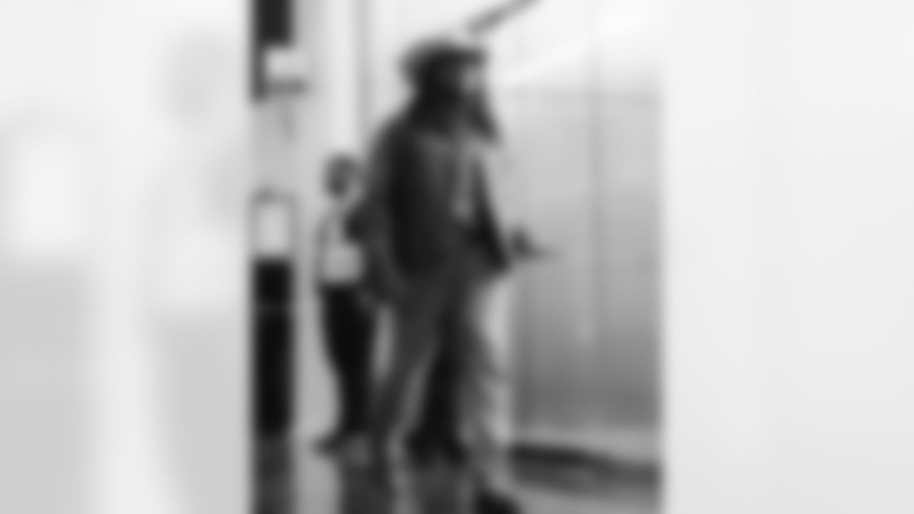 112425_CARatSF_AS306059