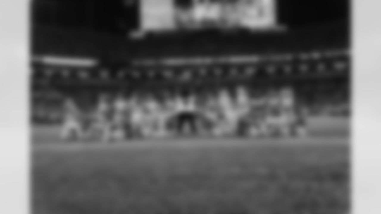 The Carolina Panthers take on the Pittsburgh Steelers on Aug. 21, 2025, at Bank of America Stadium in Charlotte, NC. Photo by Myicha Drakeford/Carolina Panthers)