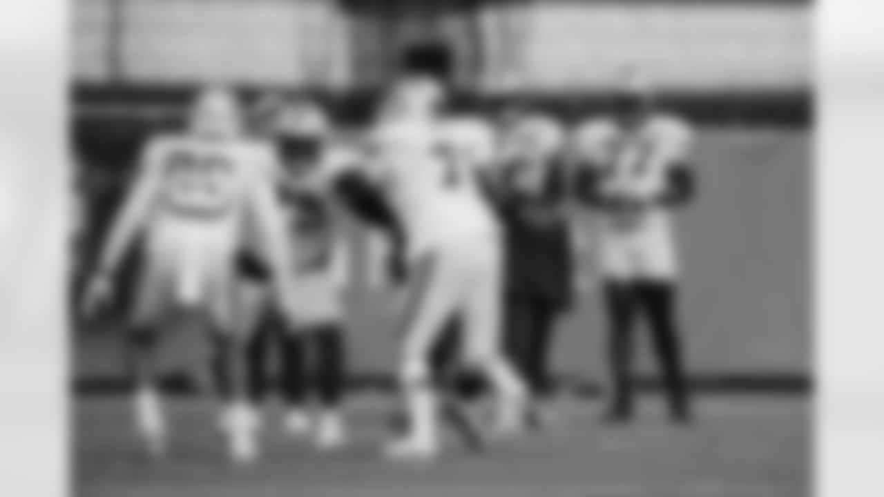 The Carolina Panthers hold practice on Thursday, Oct. 30, 2025 in Charlotte, NC at Bank of America Stadium. (Photo by Cassie Baker//Carolina Panthers)