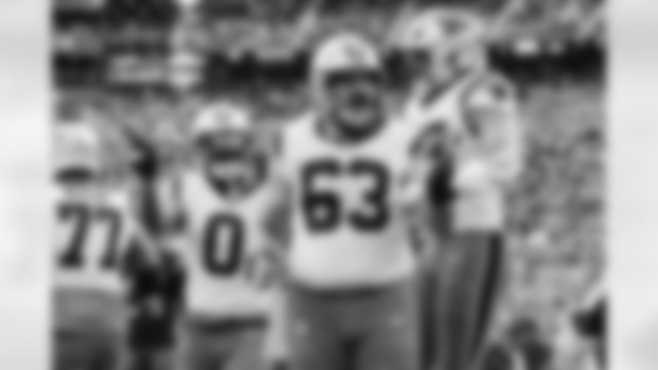 110225_CARatGB_AH104434