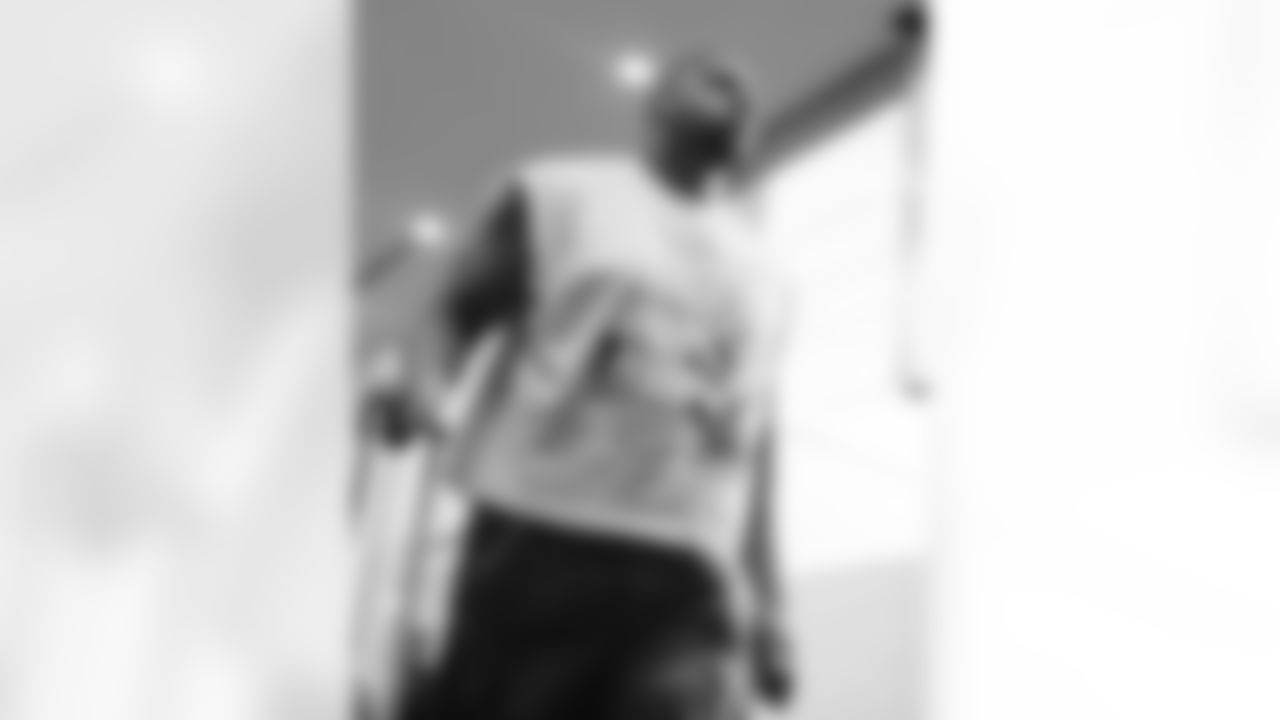 112425_CARatSF_AS306118