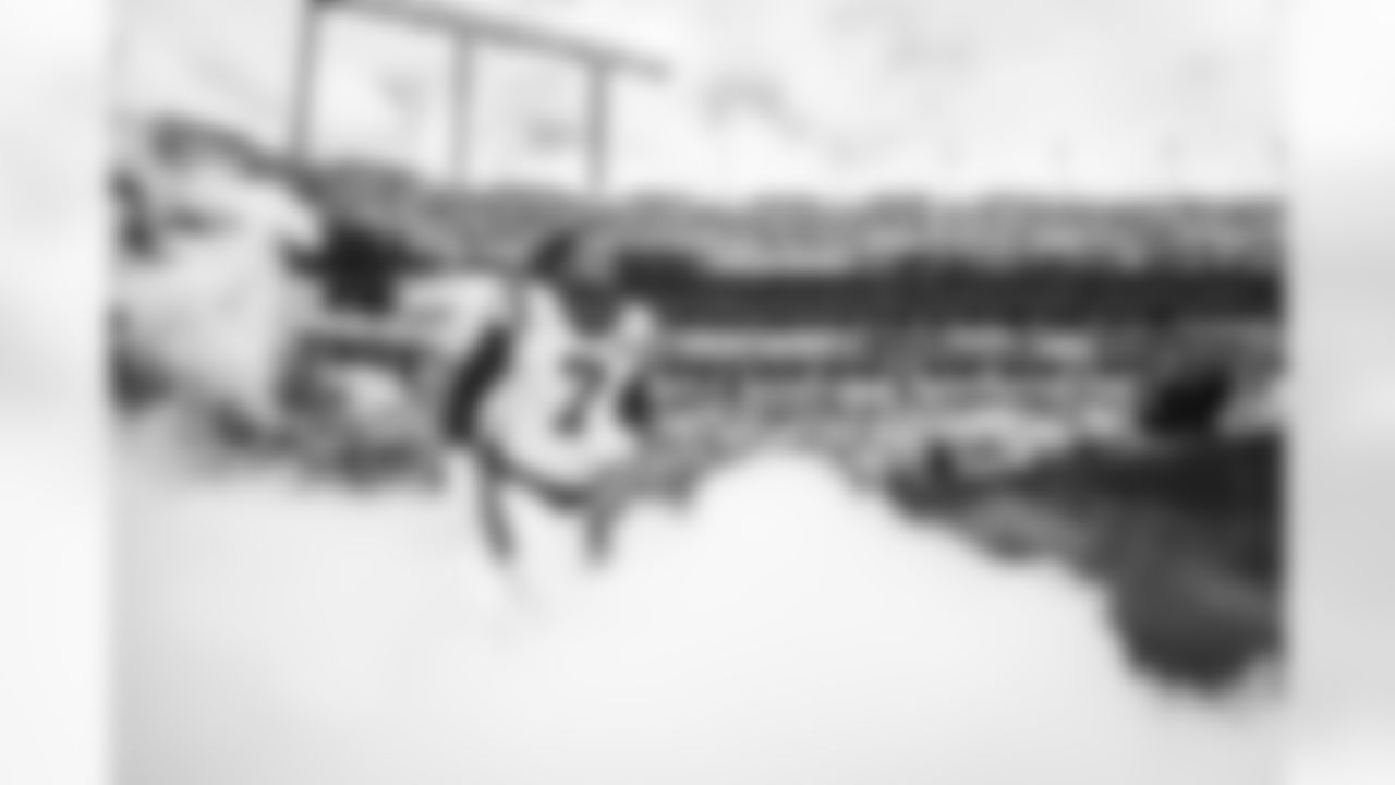 241215 Panthers vs Cowboys-183