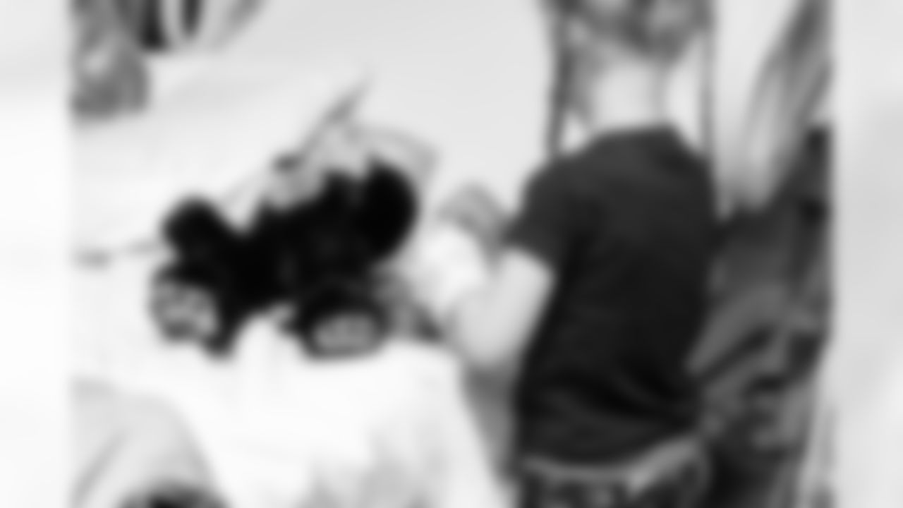 The Carolina Panthers visit Levine Children's Hospital on Tuesday, Oct. 28, 2025 in Charlotte, NC. (Photo by Cassie Baker//Carolina Panthers)