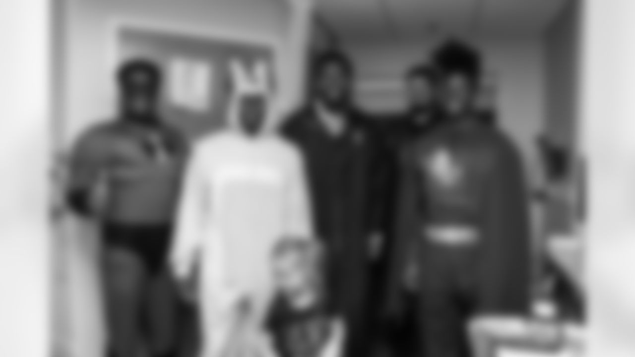 The Carolina Panthers visit Levine Children's Hospital on Tuesday, Oct. 28, 2025 in Charlotte, NC. (Photo by Cassie Baker//Carolina Panthers)