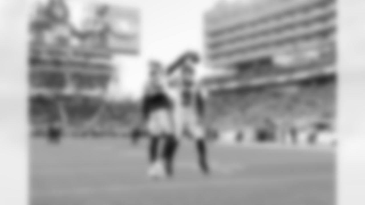 112425_CARatSF_AH201292