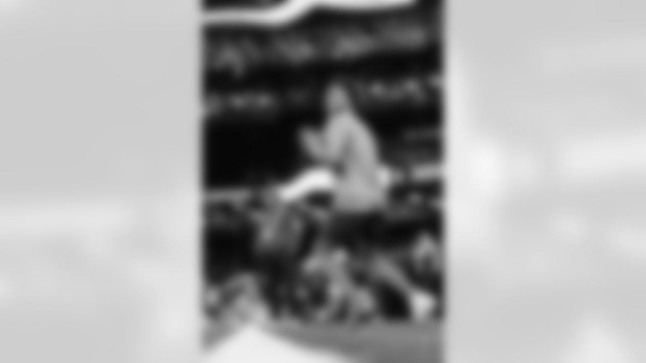 121425_CARatNO_AS206333