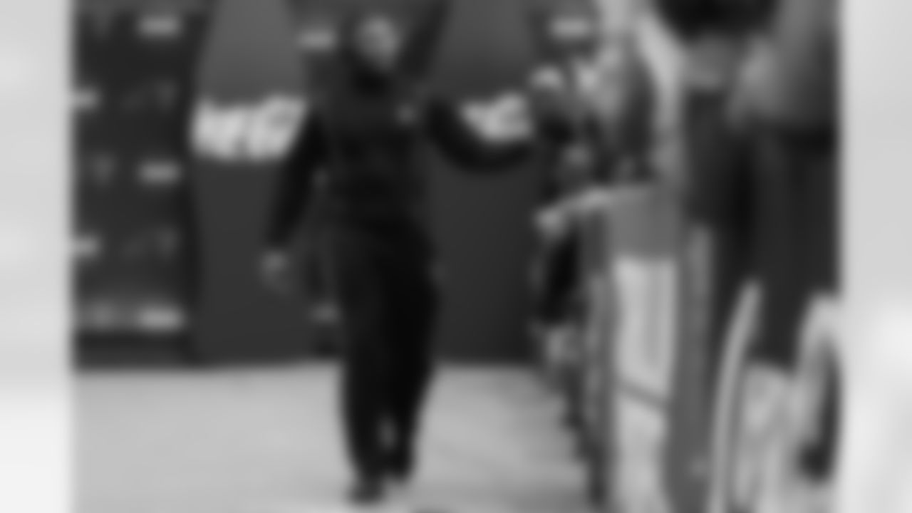 101225_DALvsCAR_AH109438