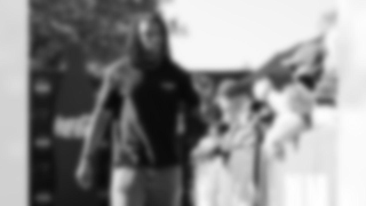 110925_CARvsNO_CB205719