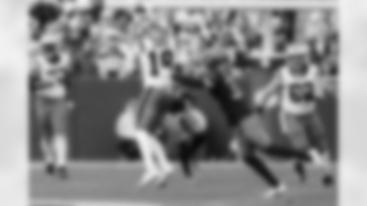 110225_CARatGB_AS100856