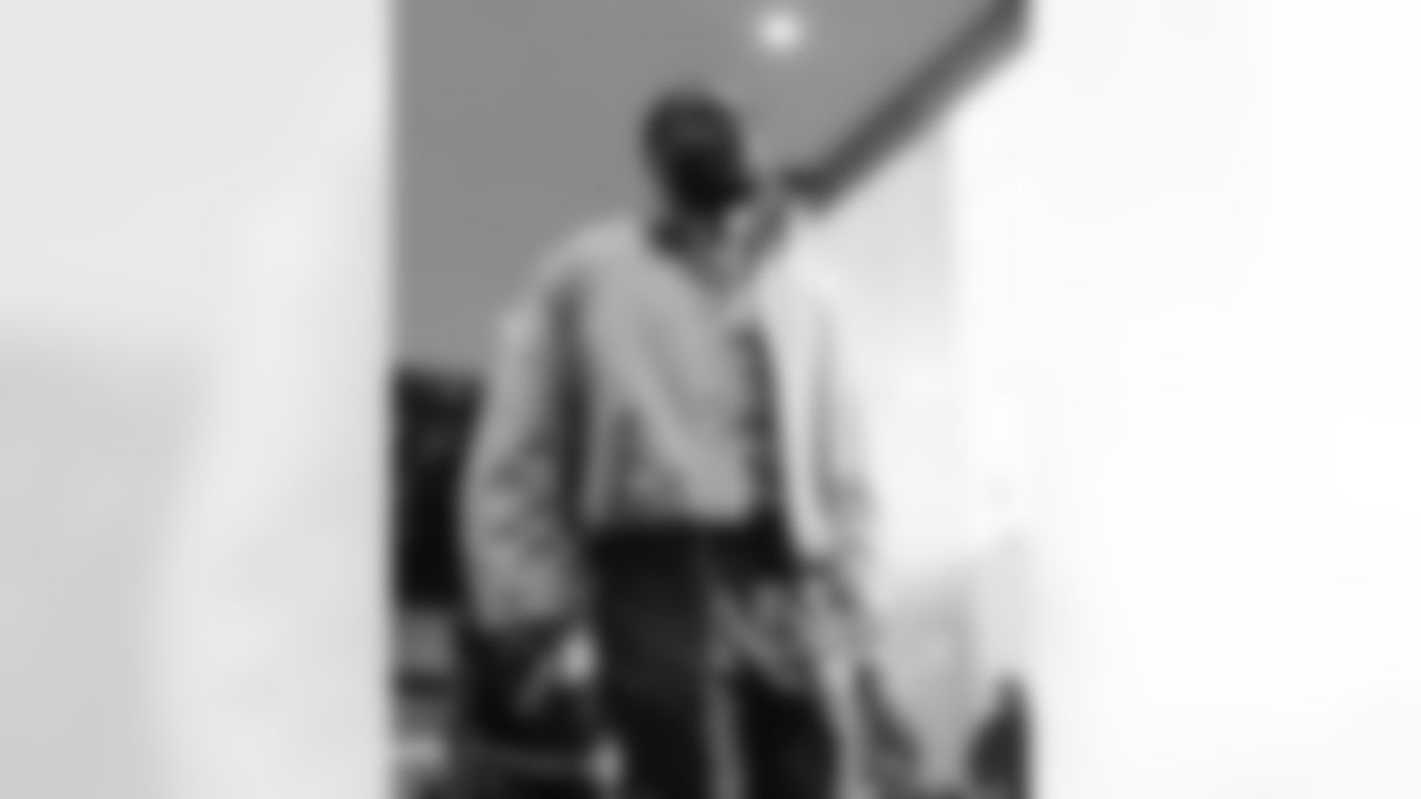 112425_CARatSF_AS306240