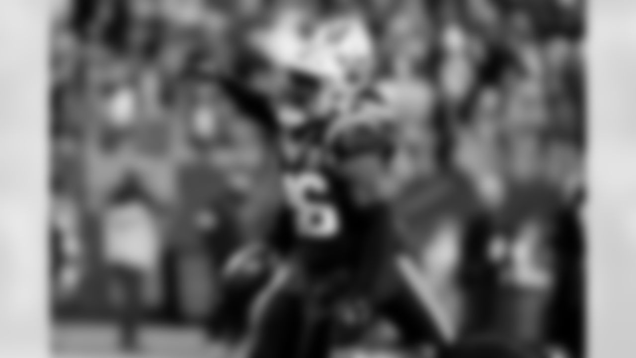 S Demani Richardson in Week 16 against the Arizona Cardinals